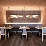 & Naturhotel Outside マトライ・イン・オストティロル