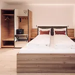 Hotel & Naturhotel Outside