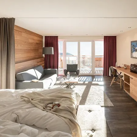 & Naturhotel Outside فندق 4*