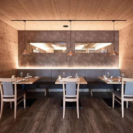 & Naturhotel Outside ماتري إن أوستيرول