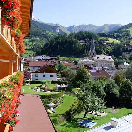 Naturhotel Outside 4*