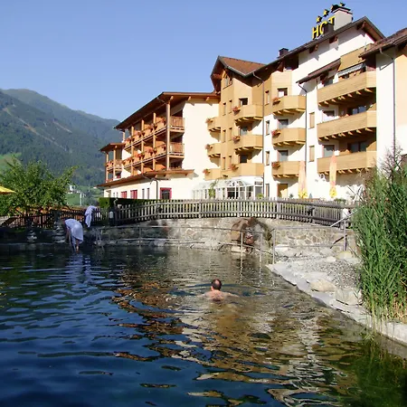 & Naturhotel Outside Hotel 4*