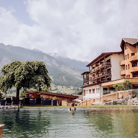 & Naturhotel Outside Matrei in Osttirol