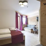 & Naturhotel Outside Szálloda 4*