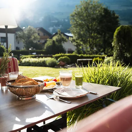 & Naturhotel Outside 4*